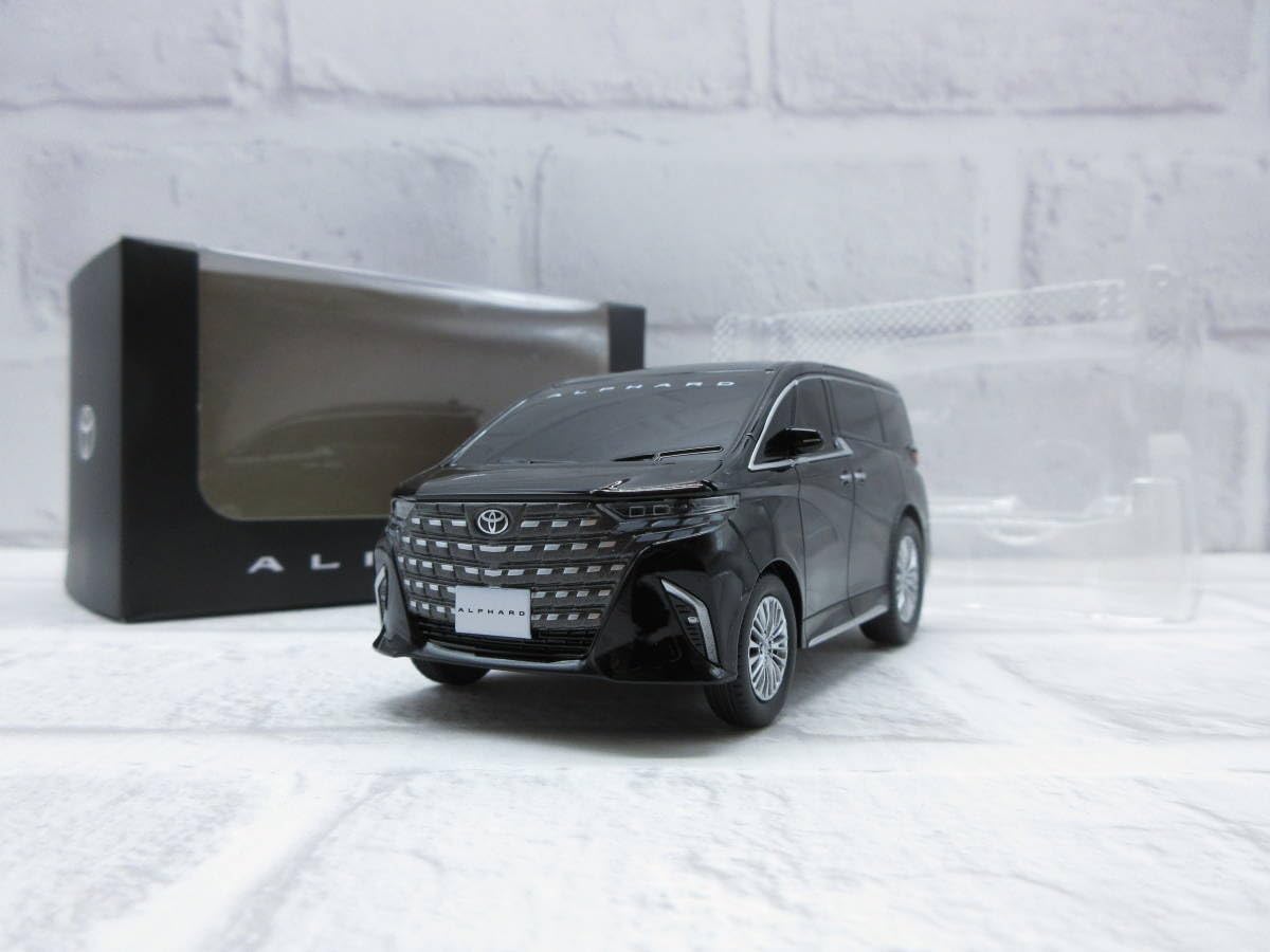 Amazon | ミニカー ミニカー 新型アルファード ブラック プルバック